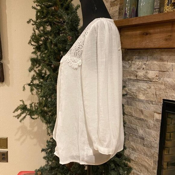 FIG & FLOWER Peasant Top Blouse Shirt BOHO White Crochet Line 3/4 Sleeve Sz PM - Picture 5 of 9